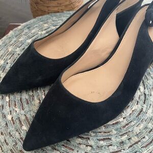 Pelle Moda dark navy  Suede Heels sz 9 new